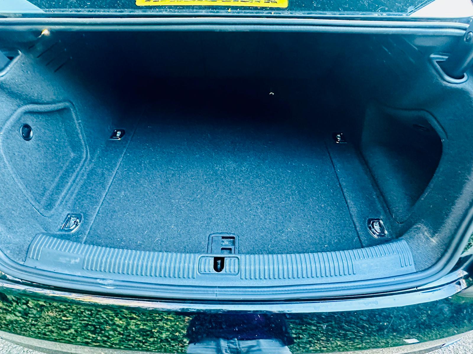 
								Audi A4 1.4 TFSI Sport Euro 6 (s/s) 4dr full									