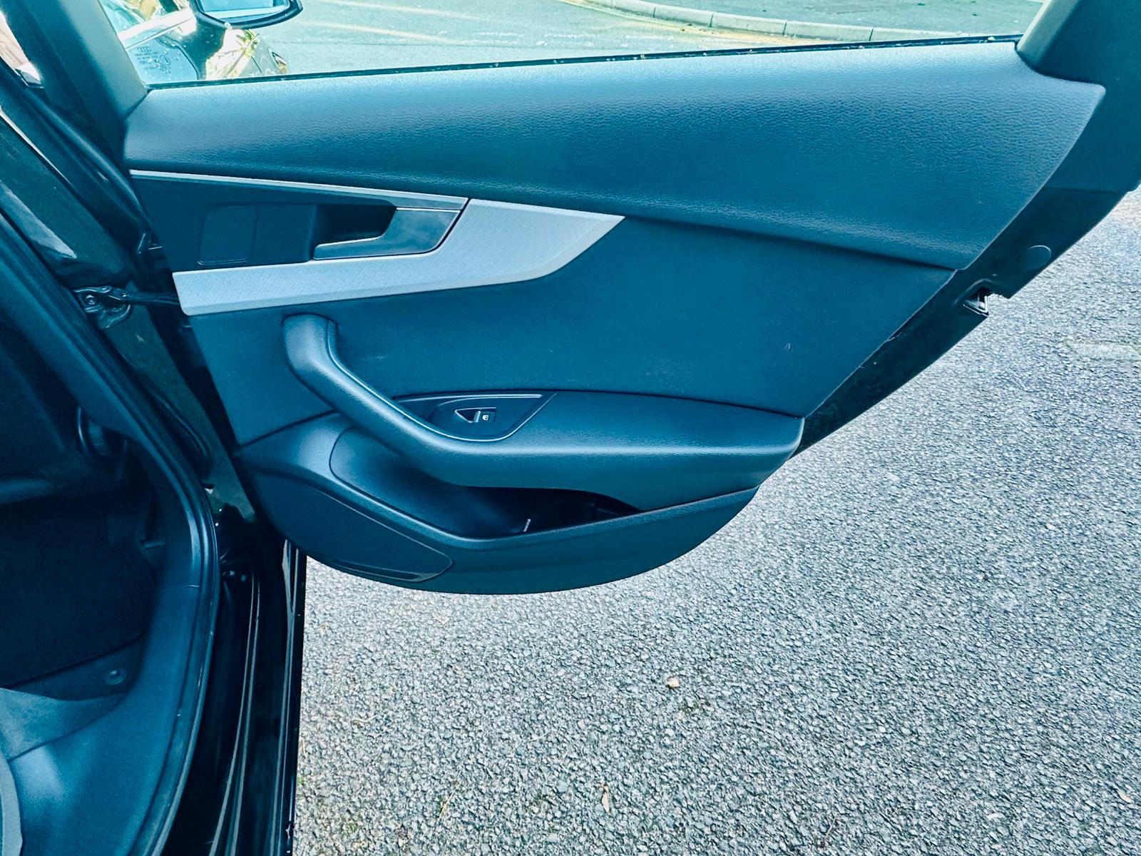 
								Audi A4 1.4 TFSI Sport Euro 6 (s/s) 4dr full									