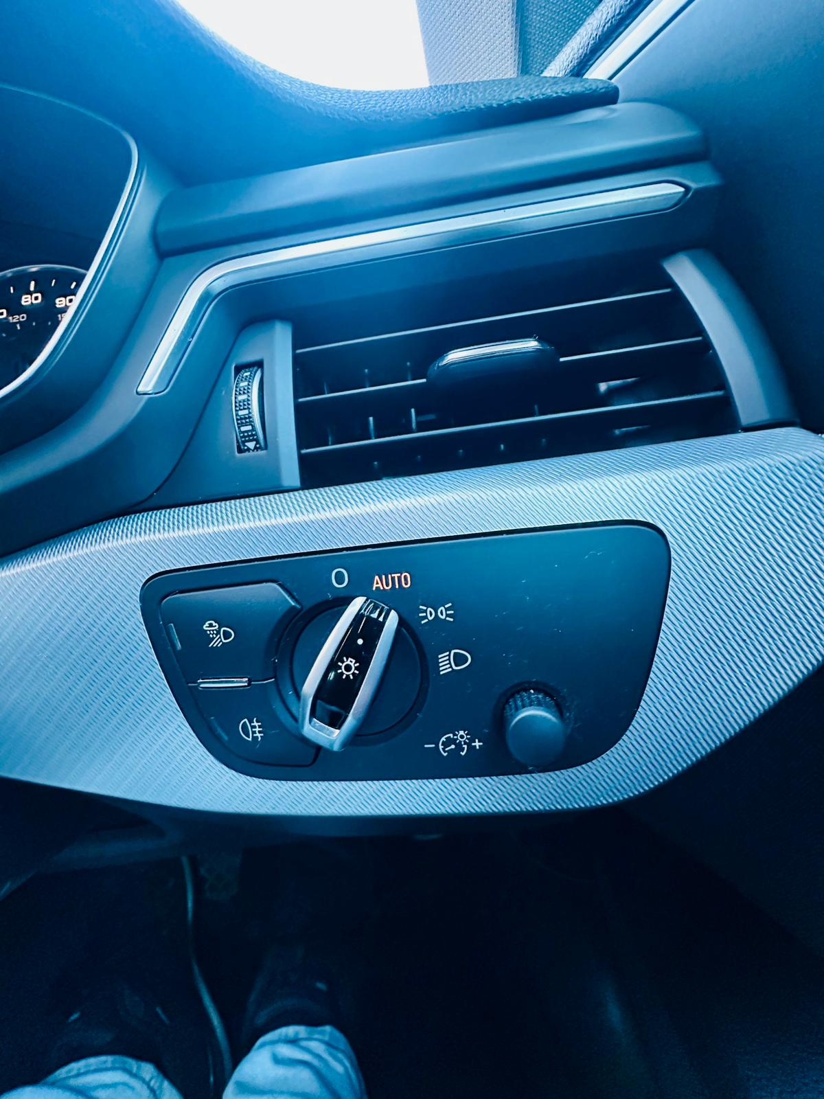 
								Audi A4 1.4 TFSI Sport Euro 6 (s/s) 4dr full									