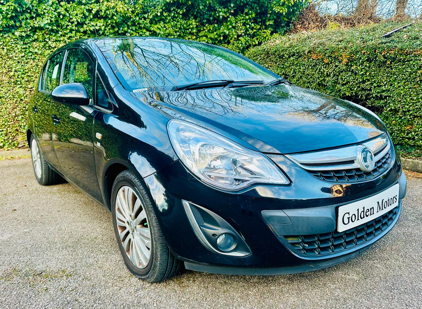 
								Vauxhall Corsa full									