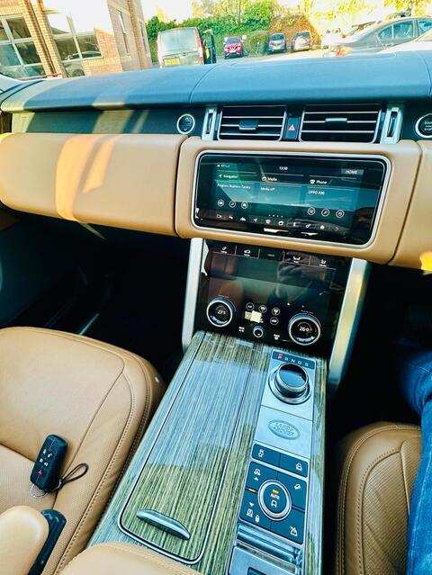 
								Land Rover Range Rover full									