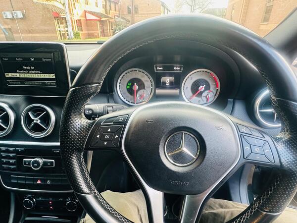 
								Mercedes-Benz A Class full									