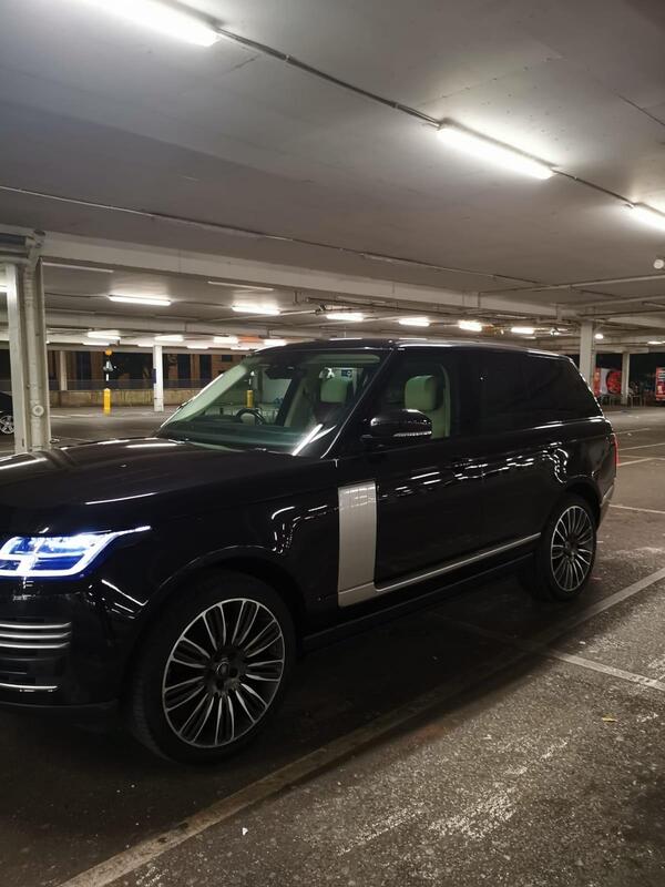 
								Land Rover Range Rover full									