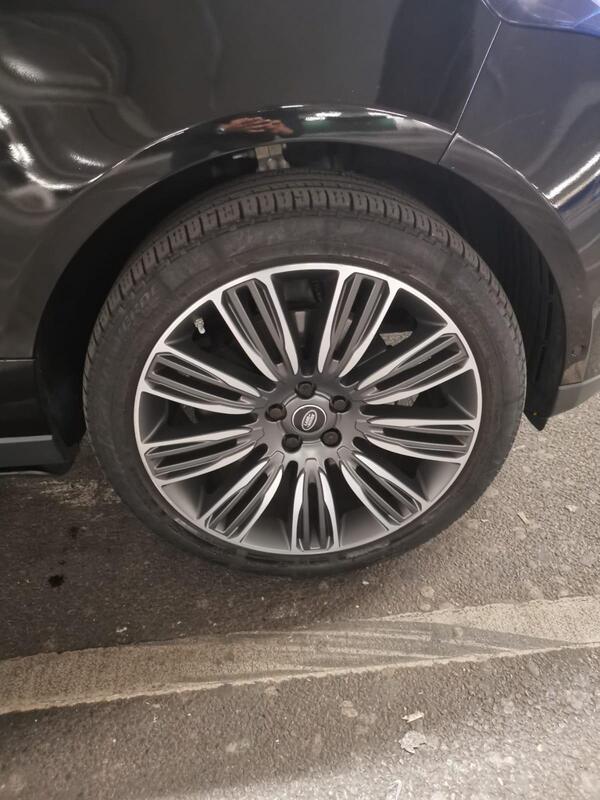 
								Land Rover Range Rover full									