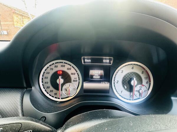 
								Mercedes-Benz A Class full									