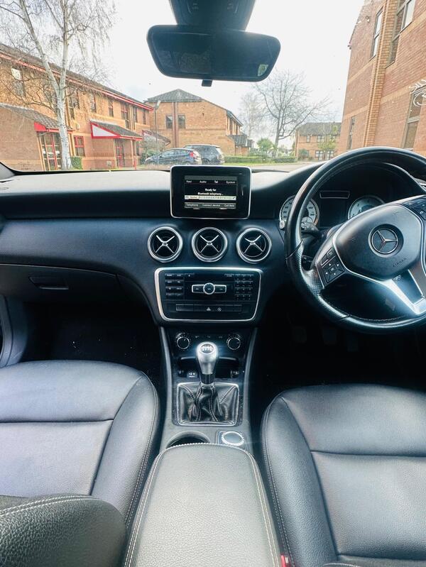 
								Mercedes-Benz A Class full									