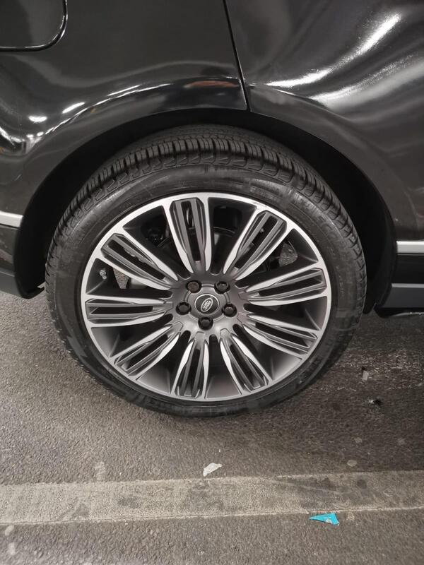 
								Land Rover Range Rover full									